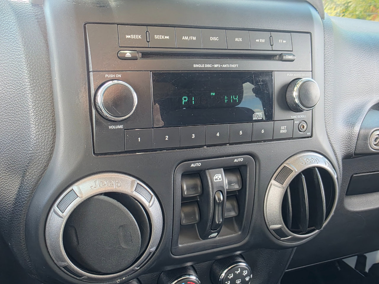 Used 2014 Jeep Wrangler Unlimited Sport w/ Quick Order Package 24S image 7