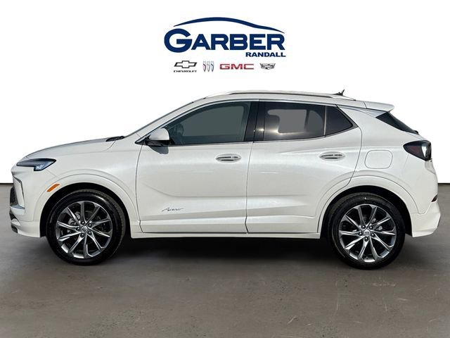 Used 2024 Buick Encore GX Avenir w/ Avenir Technology Package image 2