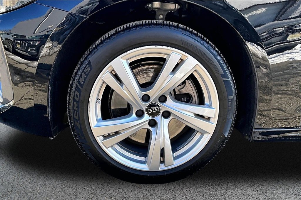 Used 2025 Audi A5 2.0T Premium Plus Sedan w/ Premium Plus image 34