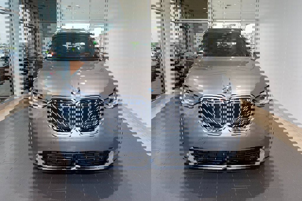 Used 2026 BMW X3 xDrive30 w/ Convenience Package image 2