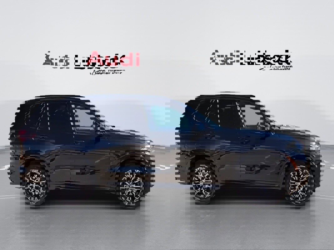 Used 2026 BMW X5 sDrive40i image 2