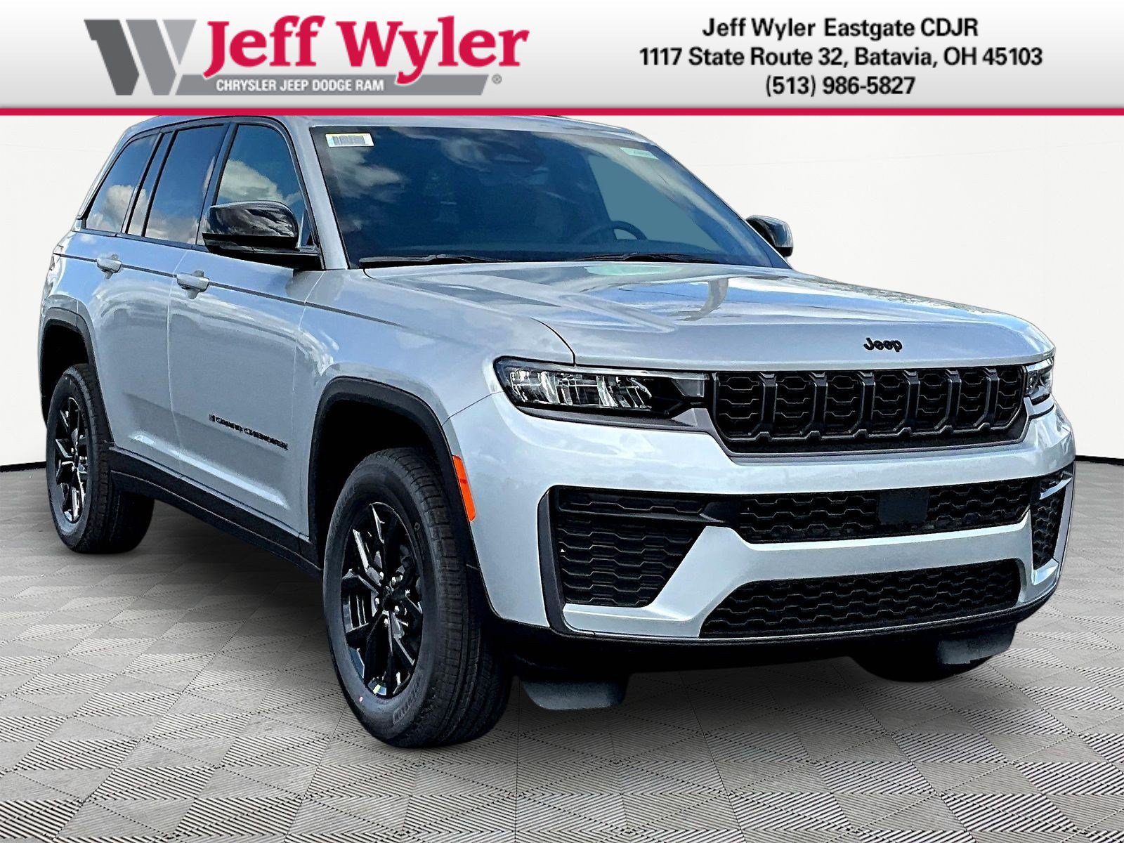New 2026 Jeep Grand Cherokee Altitude AWD/4WD image 3