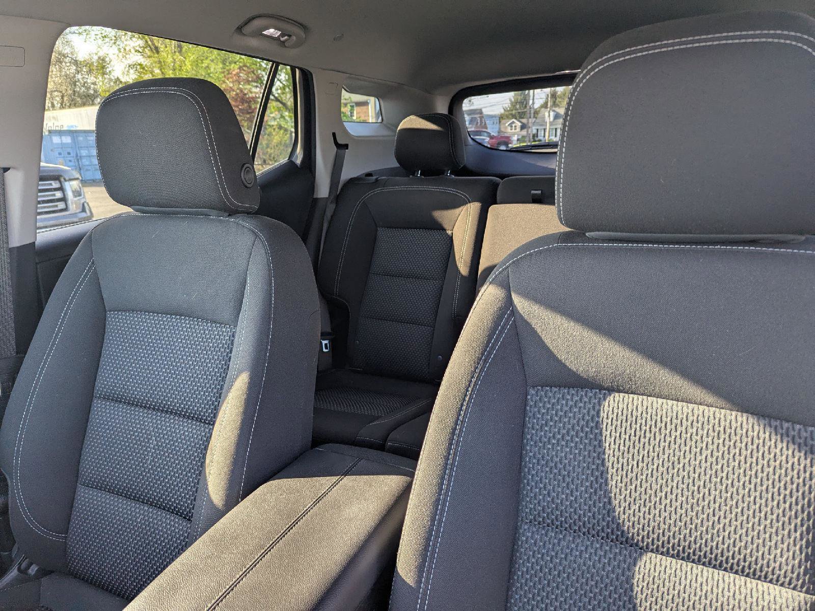 Used 2023 GMC Terrain SLE w/ Elevation Edition AWD/4WD image 28