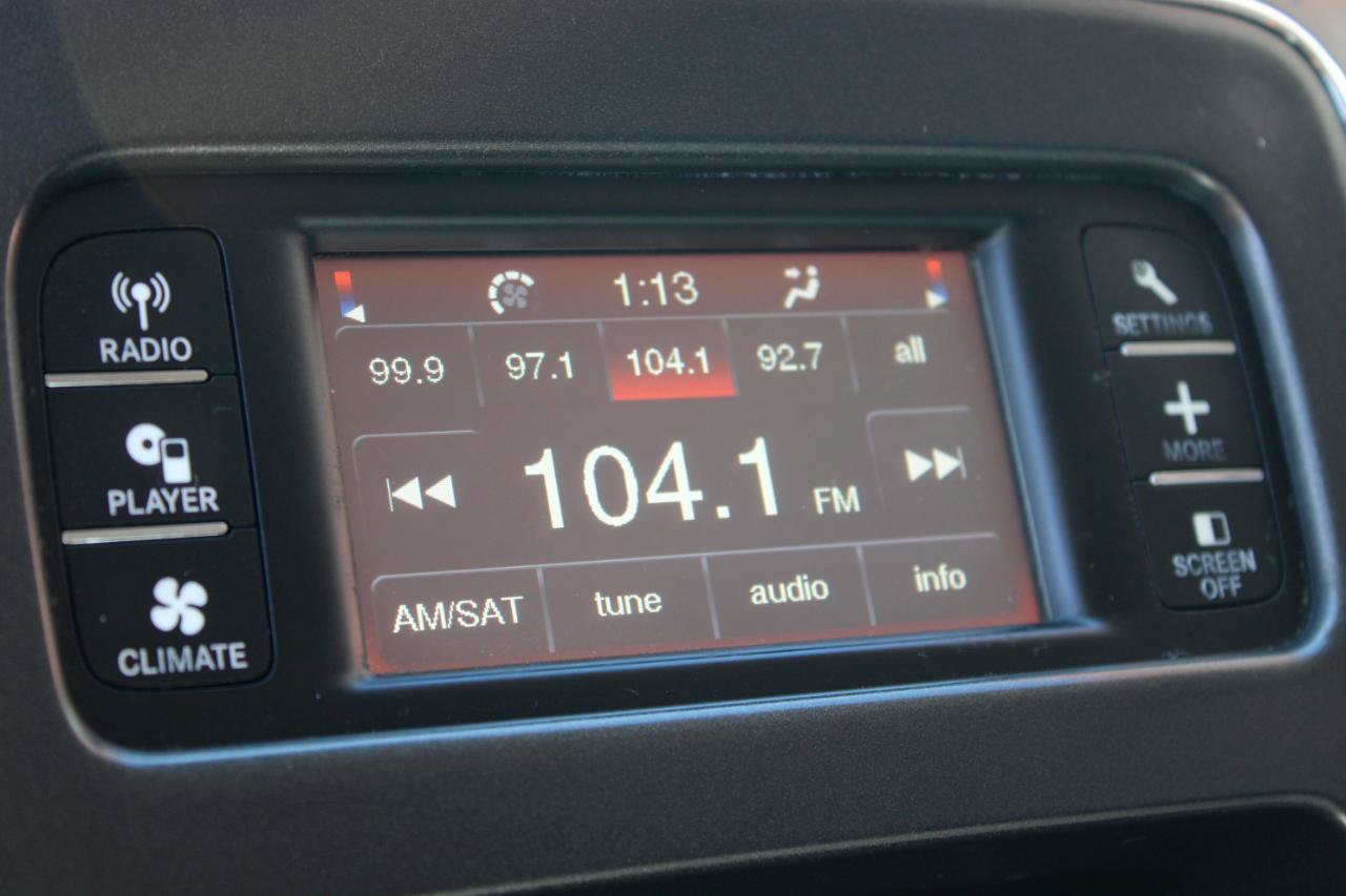 Used 2016 Dodge Journey SXT w/ Comfort/Convenience Group FWD image 29