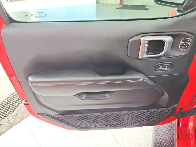 Used 2021 Jeep Wrangler Unlimited Sahara image 31