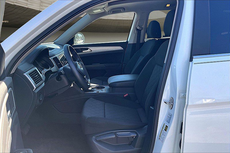 Used 2018 Volkswagen Atlas Launch Edition image 24