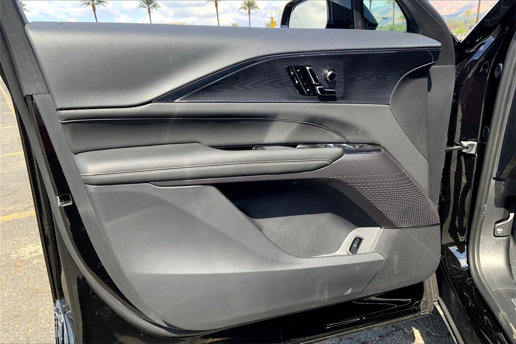 New 2026 Cadillac Lyriq Sport image 11