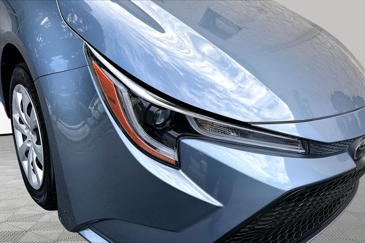 Certified 2022 Toyota Corolla LE w/ Carpet Mat Package (TMS) FWD image 28