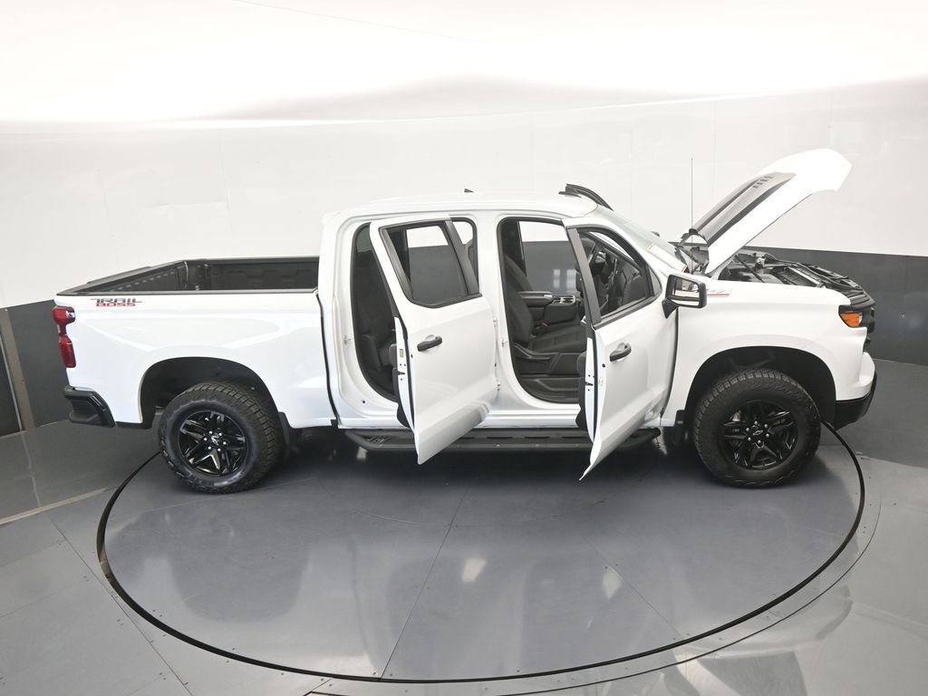 Used 2024 Chevrolet Silverado 1500 Custom Trail Boss AWD/4WD image 54