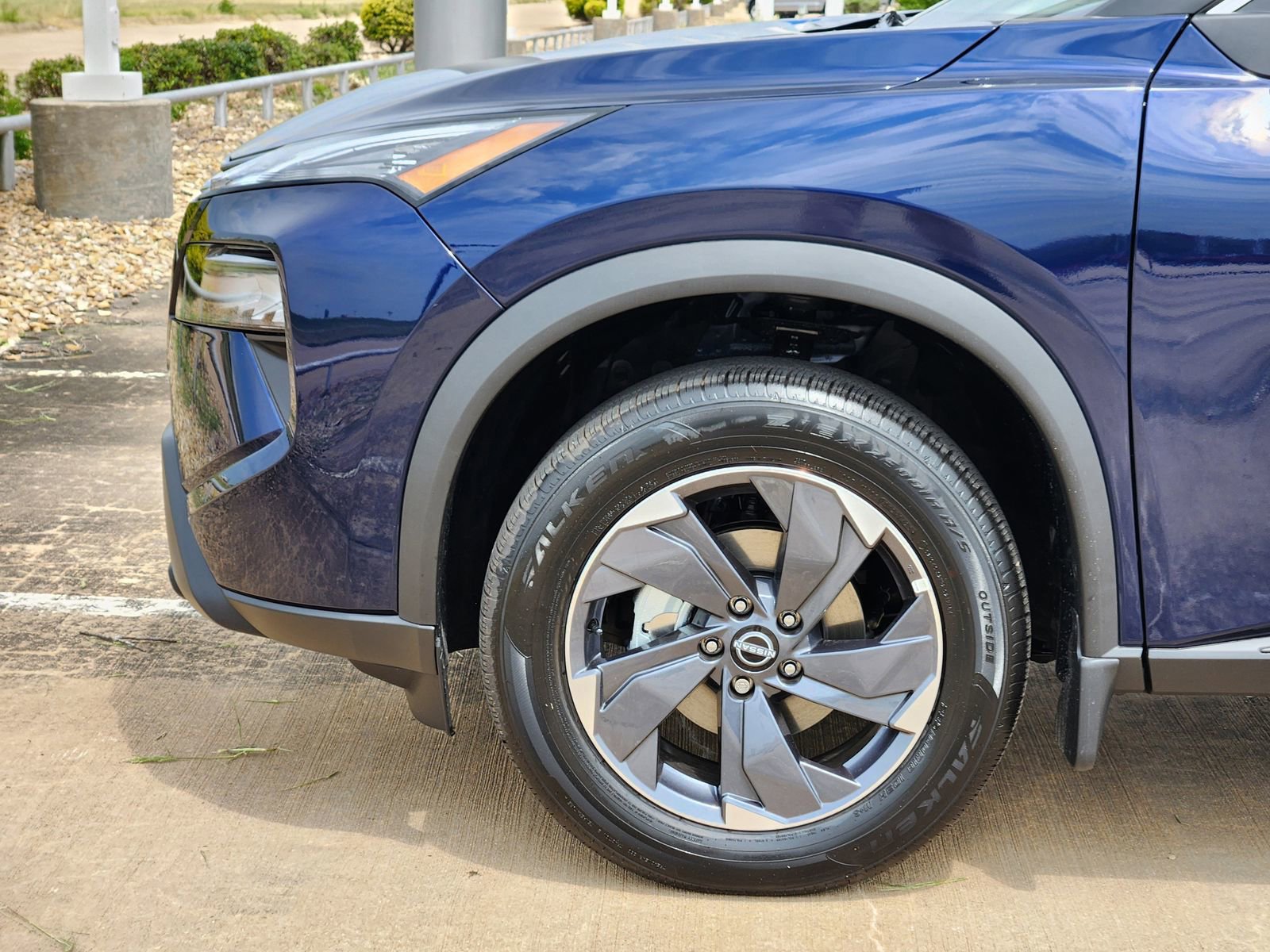 New 2026 Nissan Rogue SV image 9