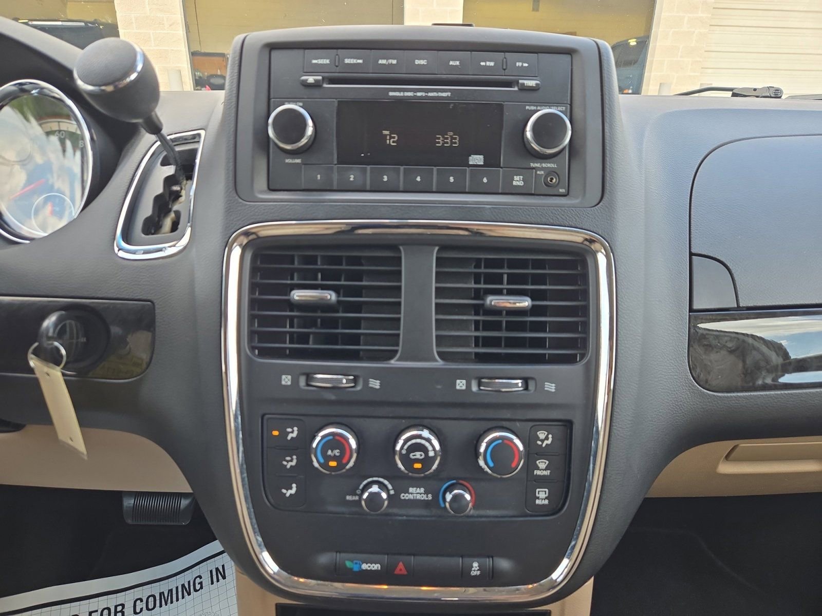 Used 2015 Dodge Grand Caravan SE w/ Quick Order Package 29E SE FWD image 14