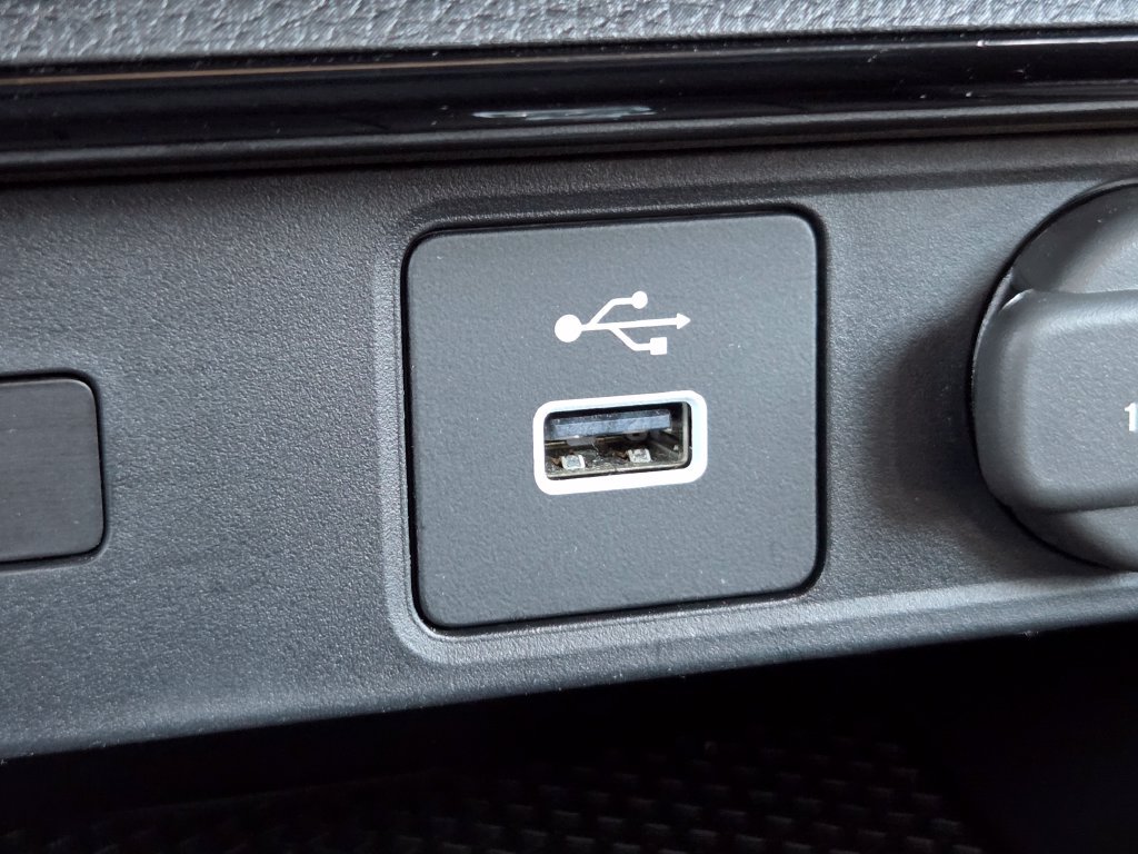 Used 2024 Honda CR-V LX image 8