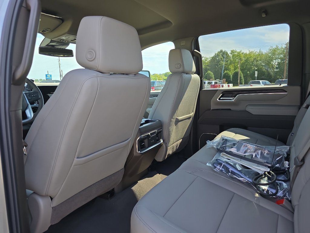 New 2026 GMC Sierra 2500 SLT w/ SLT Premium Package image 11