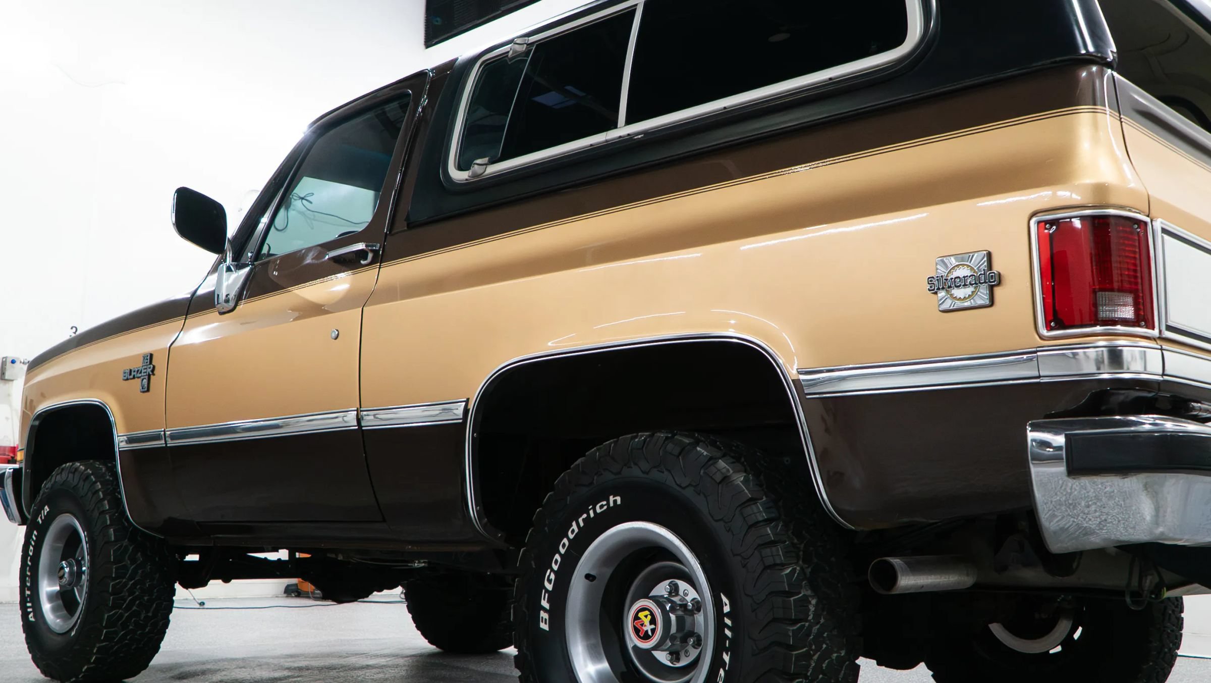 Used 1988 Chevrolet Blazer 4WD image 32