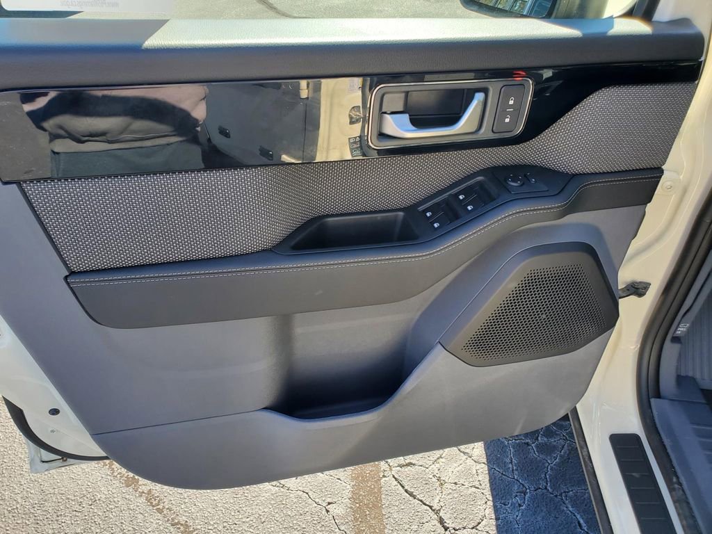 New 2025 INEOS Grenadier AWD/4WD image 12
