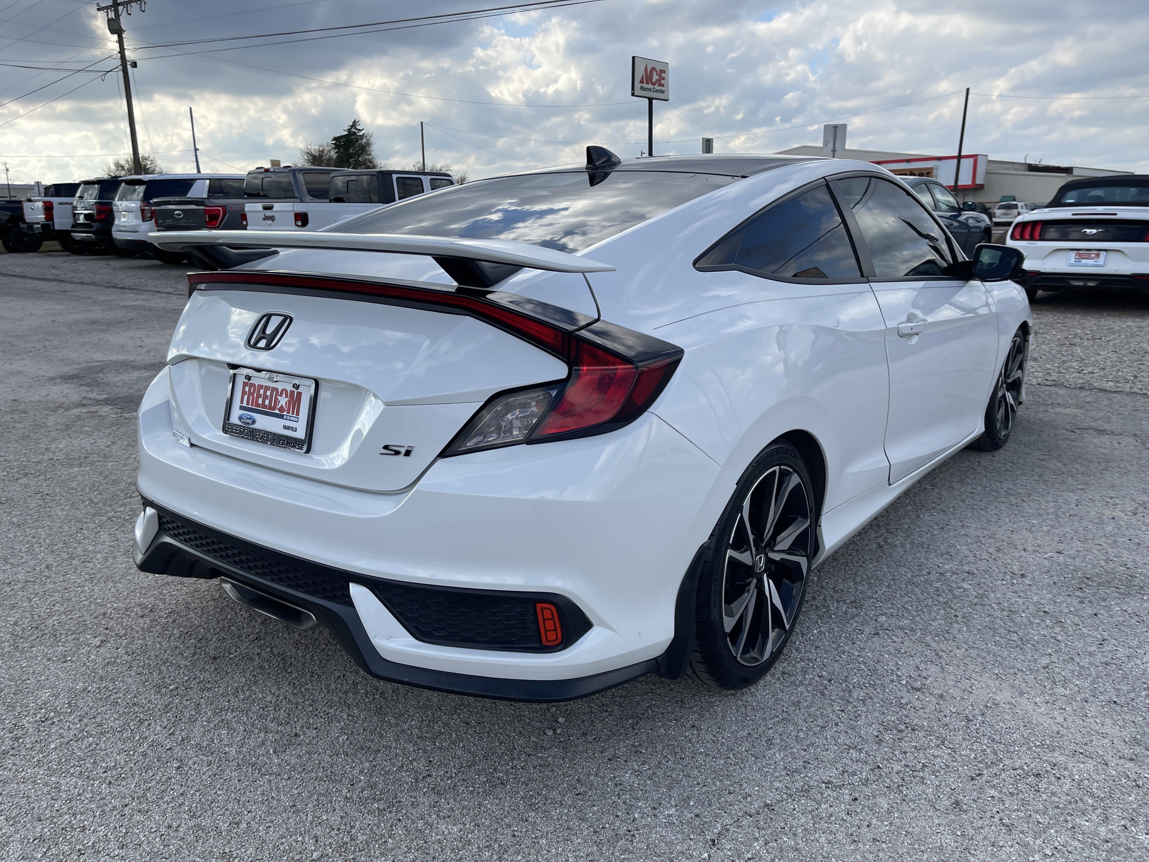 Used 2019 Honda Civic Si image 4