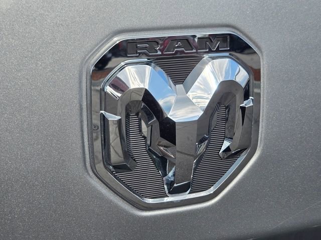 Used 2024 RAM 2500 Big Horn AWD/4WD image 17