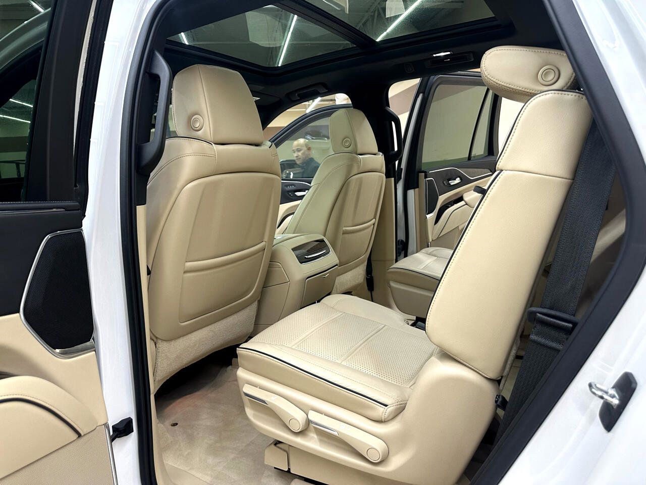 Used 2021 Cadillac Escalade Premium Luxury w/ Driver Assist Tech Package image 37