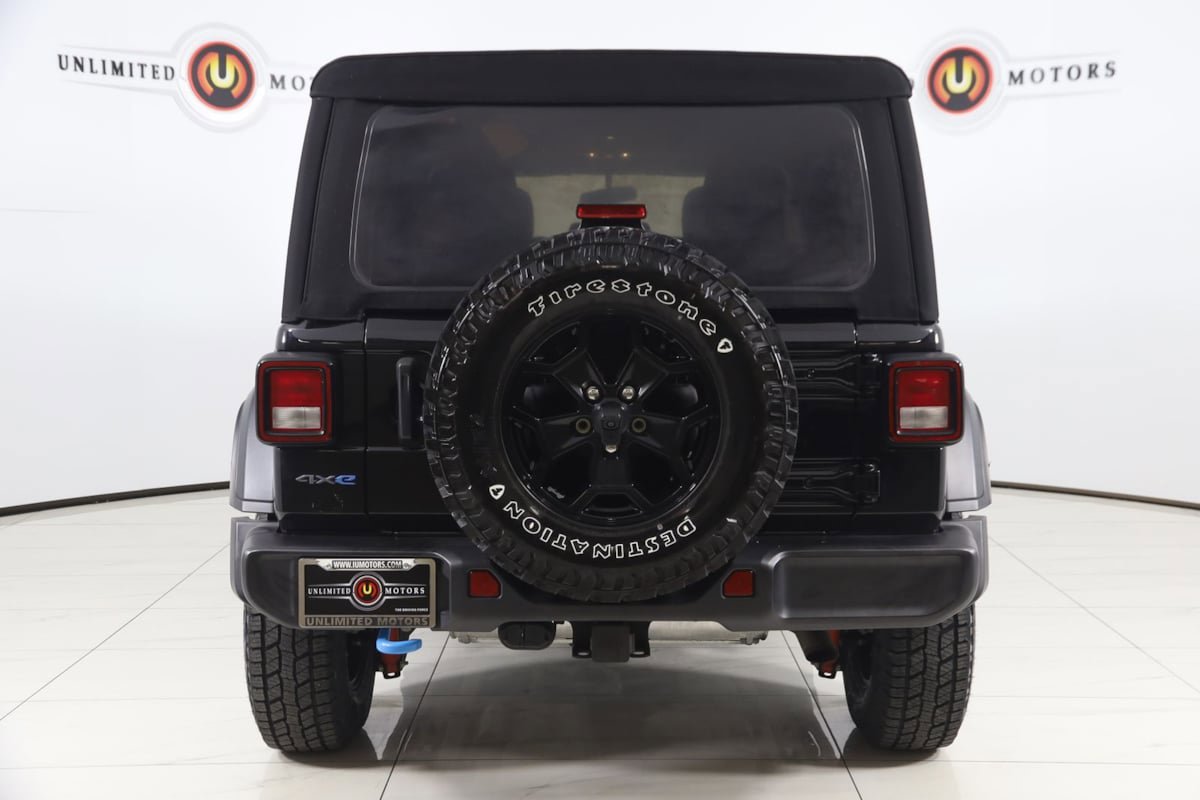 Used 2023 Jeep Wrangler Unlimited w/ Cold Weather Group image 41