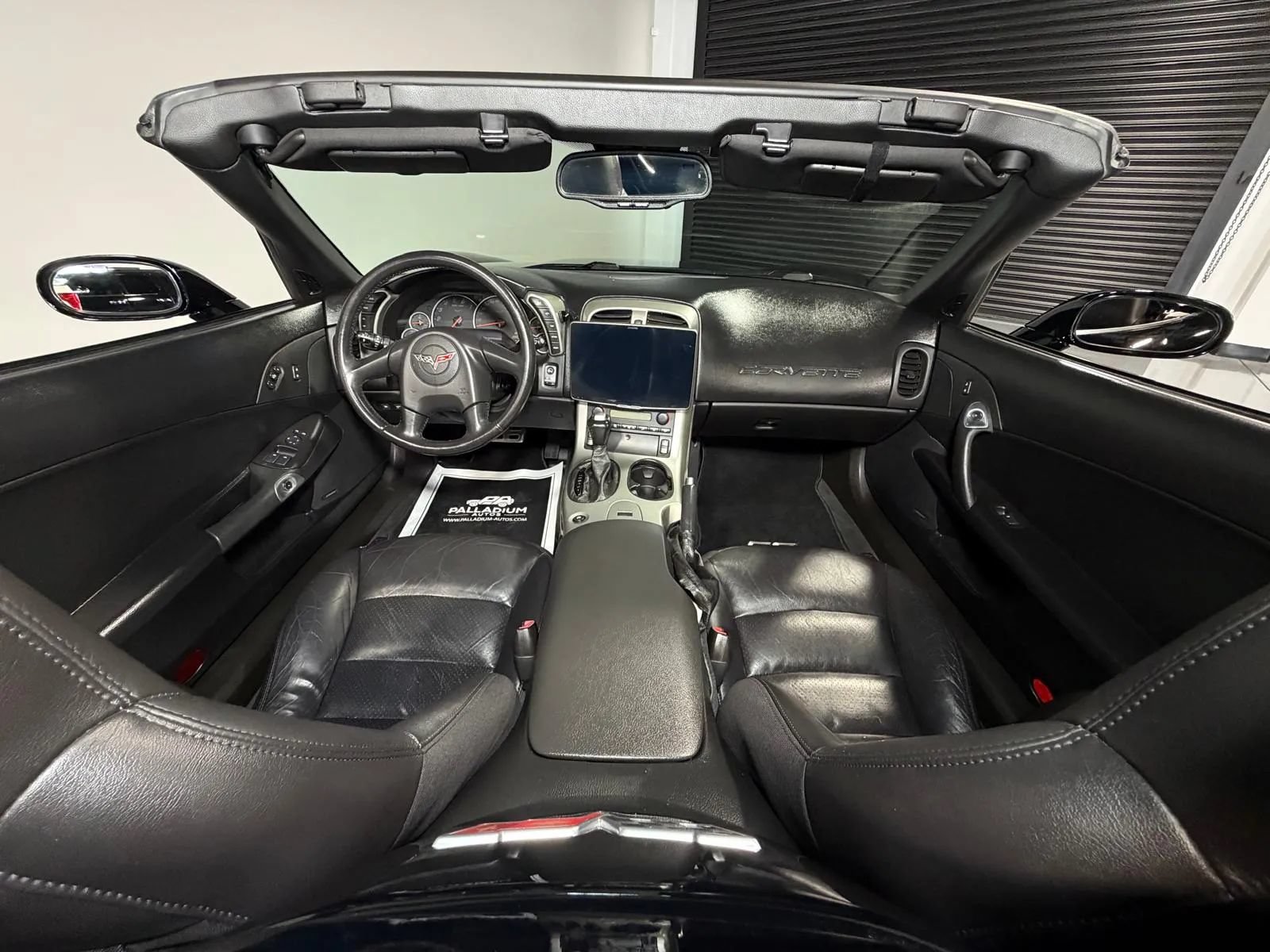 Used 2005 Chevrolet Corvette Convertible w/ Preferred Equipment Group RWD image 14