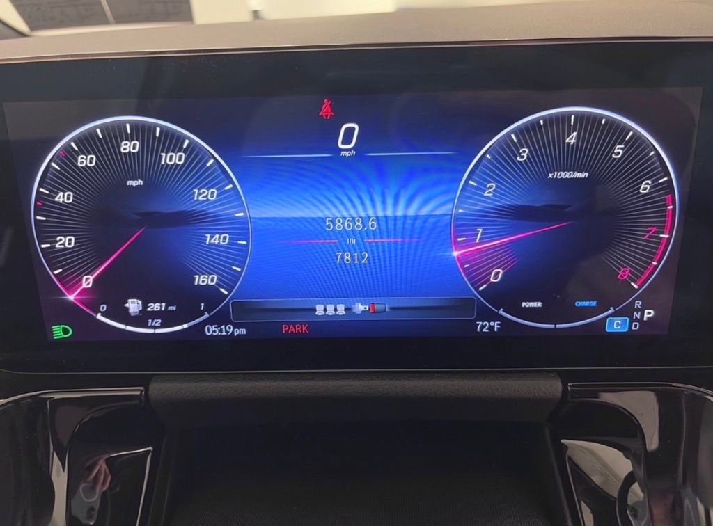 Certified 2025 Mercedes-Benz GLA 250 4MATIC image 18