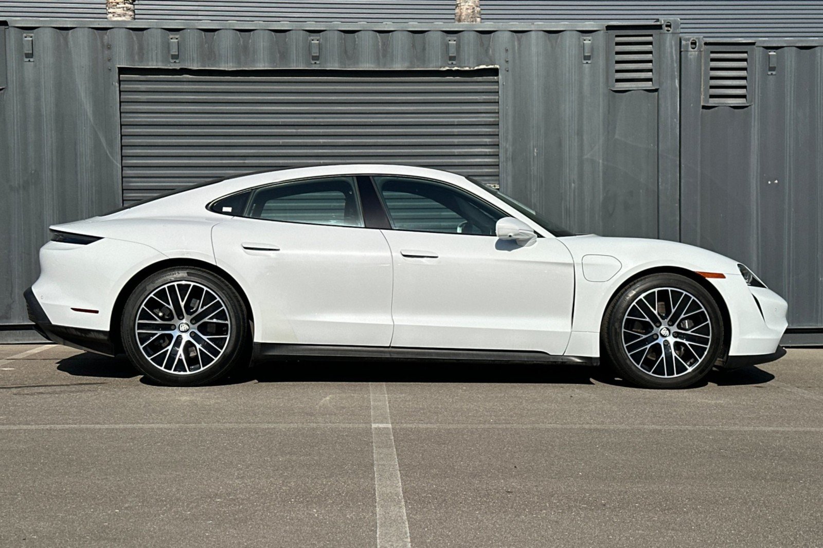 Certified 2023 Porsche Taycan RWD image 9