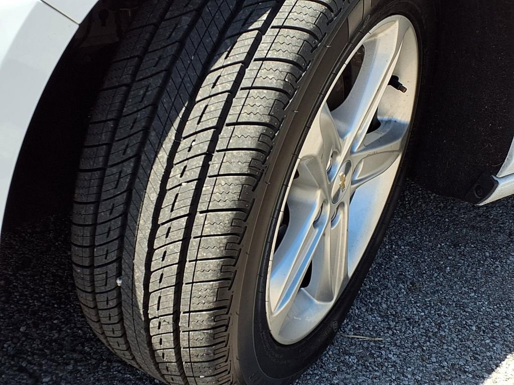 Used 2022 Chevrolet Malibu LS FWD image 31