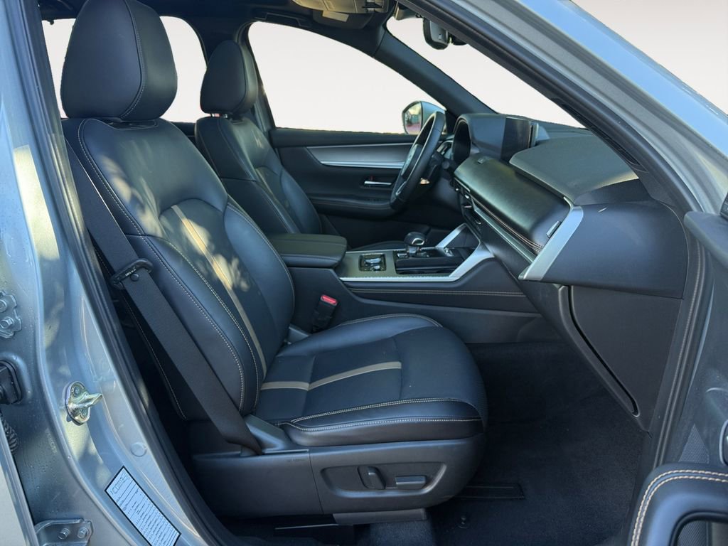 Used 2025 MAZDA CX-90 3.3 Turbo w/ Premium Plus Pkg image 15