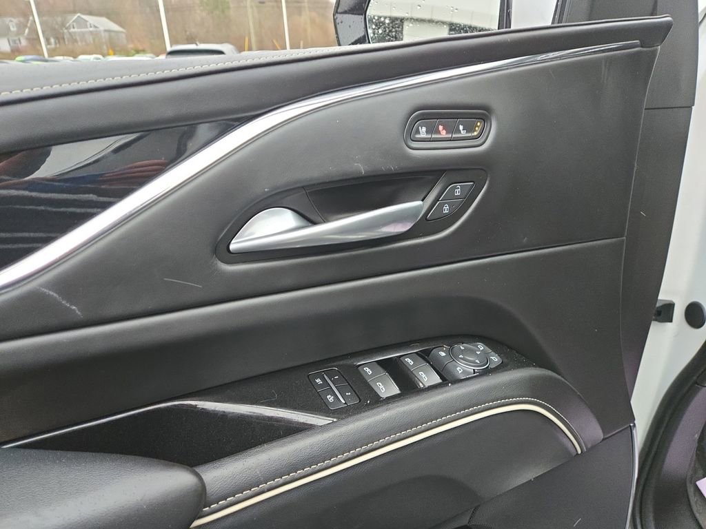 Certified 2024 Cadillac Escalade V w/ LPO, ONYX Package image 16