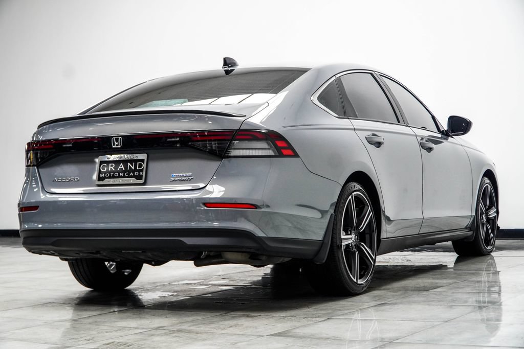 Used 2025 Honda Accord Sport image 14