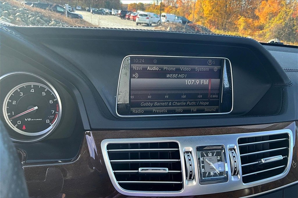 Used 2014 Mercedes-Benz E 63 AMG 4MATIC Sedan image 29