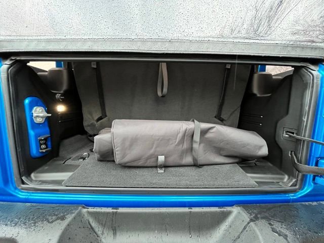 Used 2025 Jeep Wrangler Sport S image 8