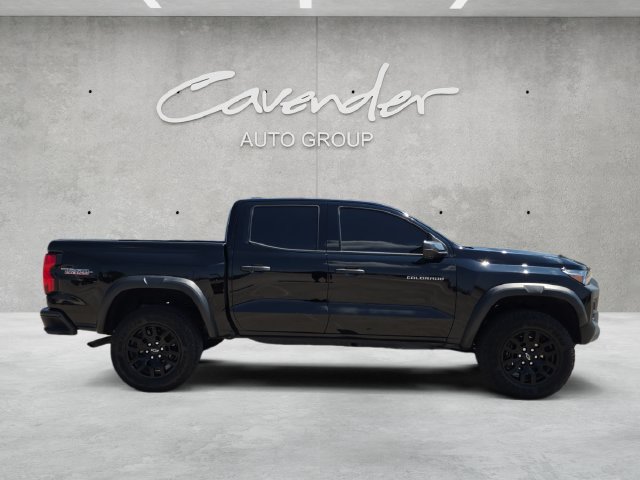 Used 2025 Chevrolet Colorado Trail Boss AWD/4WD image 17
