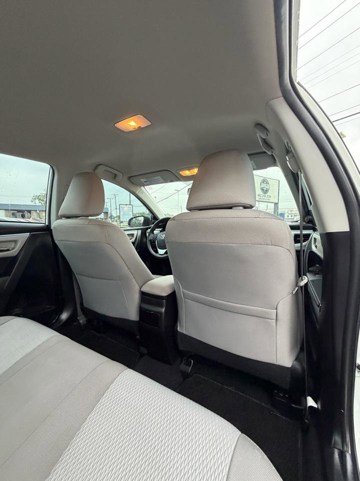 Used 2015 Toyota Corolla LE FWD image 13