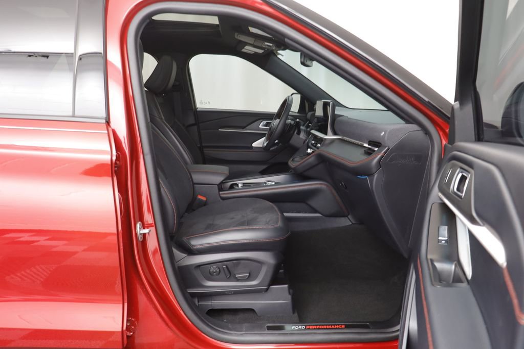 Used 2025 Ford Explorer ST w/ Sun And Sound Package image 19