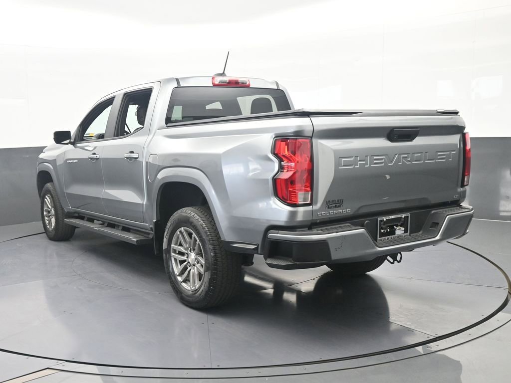 Used 2023 Chevrolet Colorado LT RWD image 4