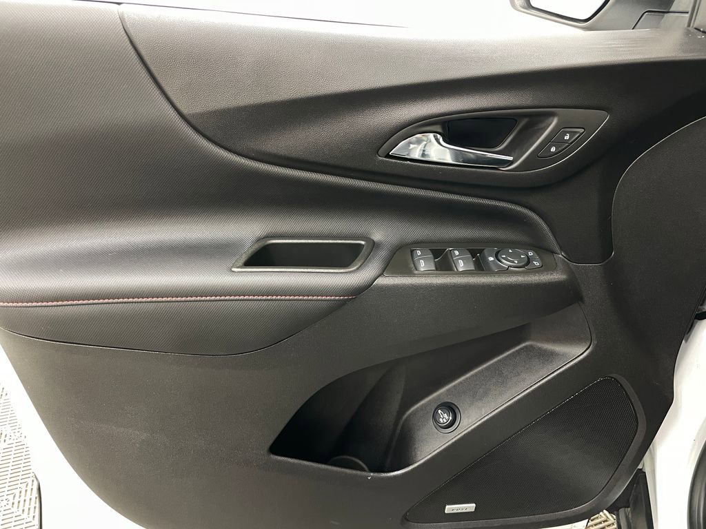 Certified 2024 Chevrolet Equinox RS w/ RS Leather Package FWD image 23