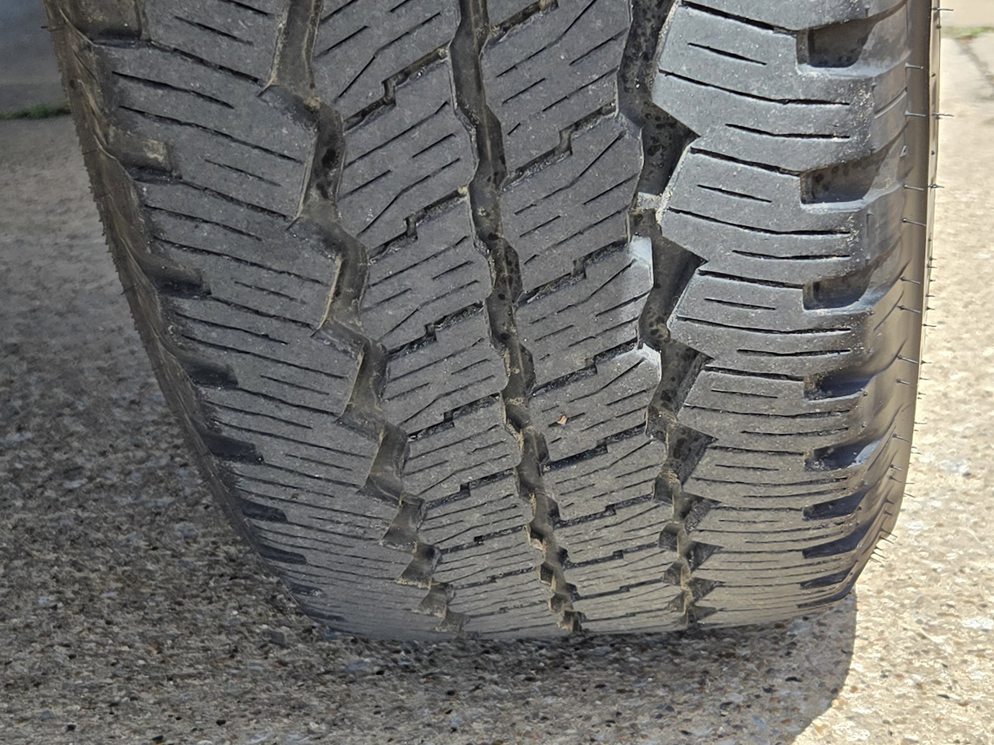 Certified 2023 Ford F250 Lariat w/ Chrome Package image 11