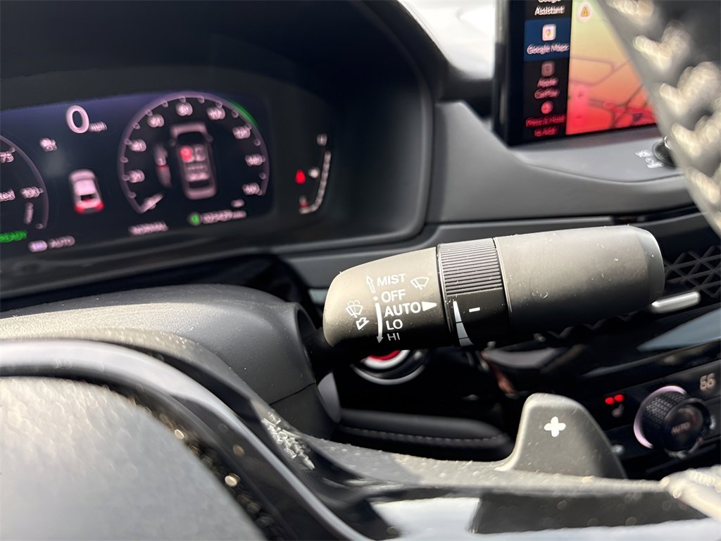 Used 2024 Honda Accord Touring image 14