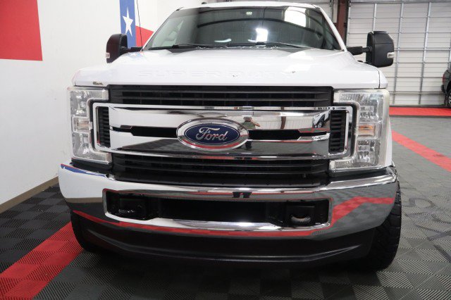 Used 2018 Ford F250 XL w/ Power Equipment Group AWD/4WD image 5