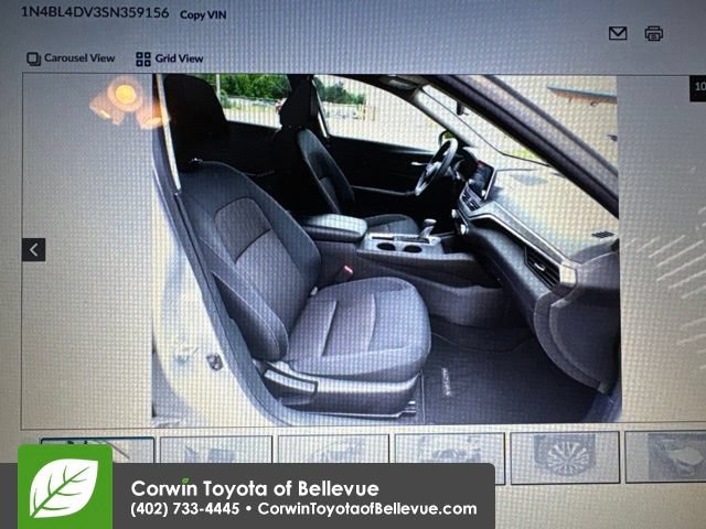 Used 2025 Nissan Altima 2.5 SV FWD image 9