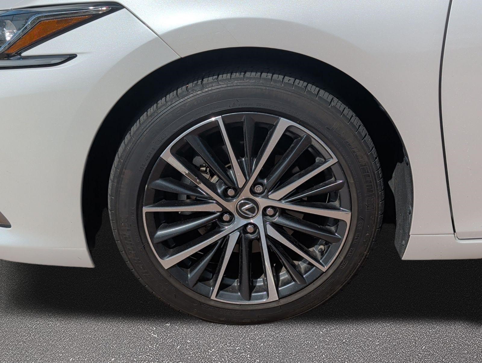 Certified 2025 Lexus ES 350 w/ Premium Package FWD image 7