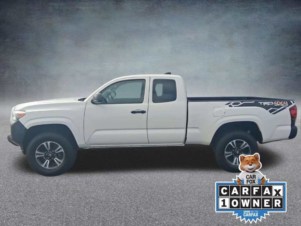 Used 2021 Toyota Tacoma SR AWD/4WD image 2