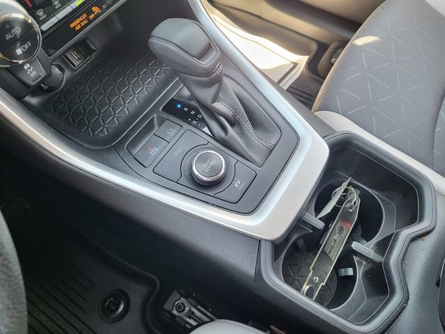 Used 2022 Toyota RAV4 XLE w/ Convenience Package AWD/4WD image 19