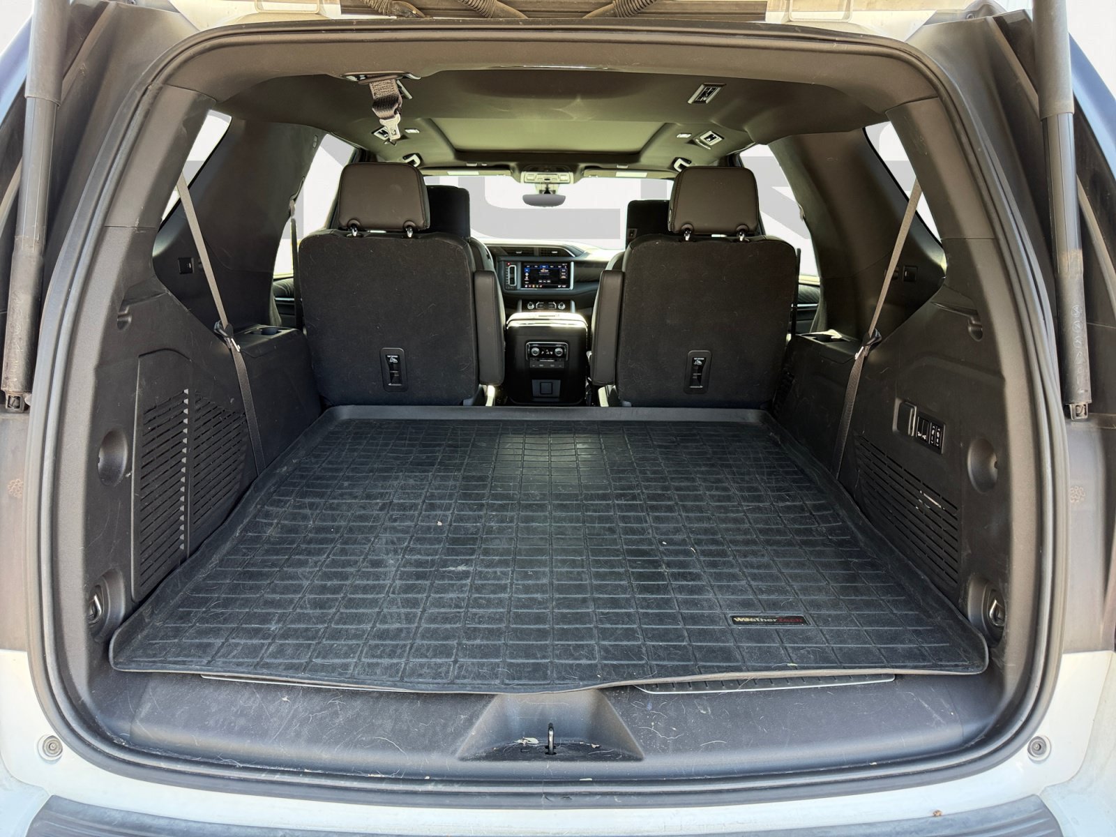 Used 2021 GMC Yukon Denali w/ Denali Ultimate Package AWD/4WD image 11