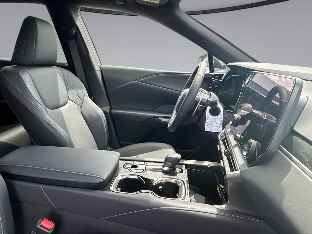 New 2026 Lexus RX 350 F Sport AWD/4WD image 2