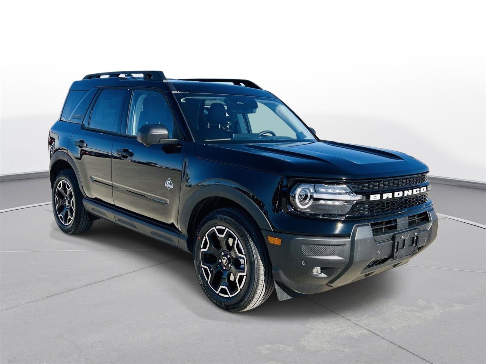 New 2026 Ford Bronco Sport Outer Banks w/ Outer Banks Tech Package+ AWD/4WD image 2