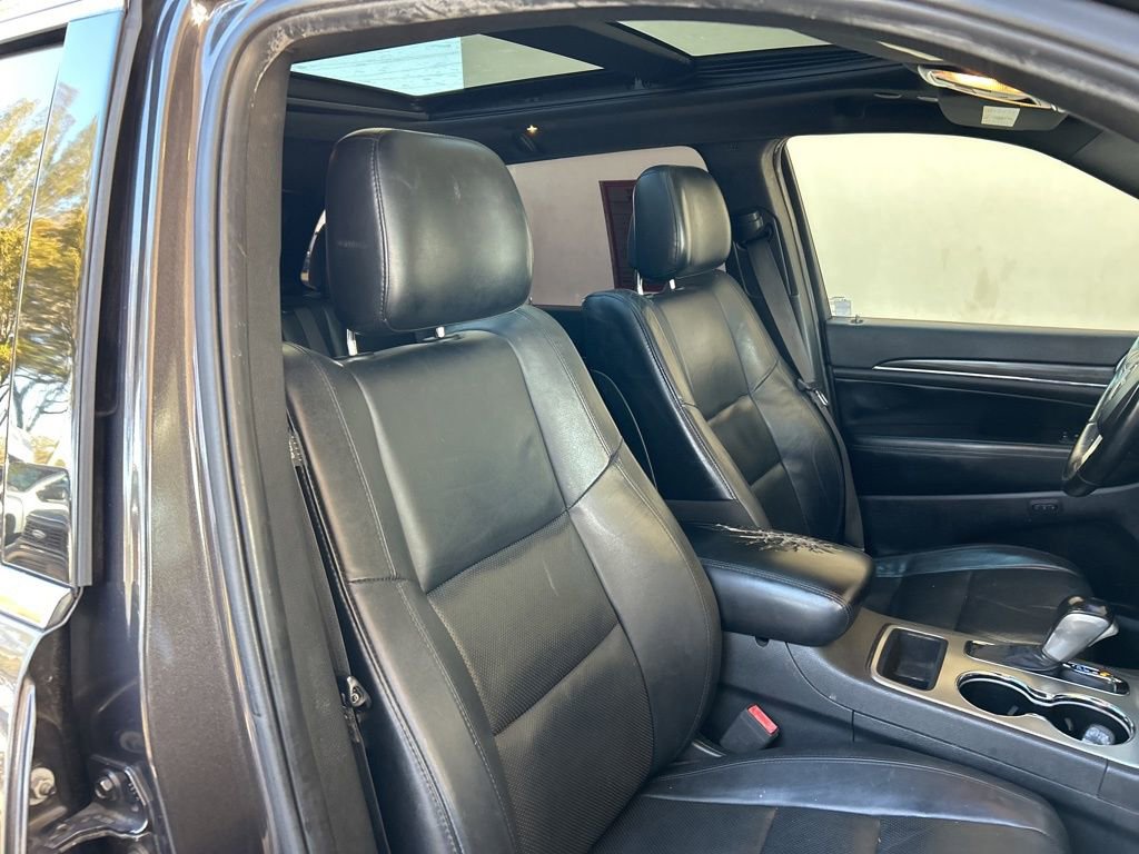 Used 2019 Jeep Grand Cherokee Limited w/ Luxury Group II image 23
