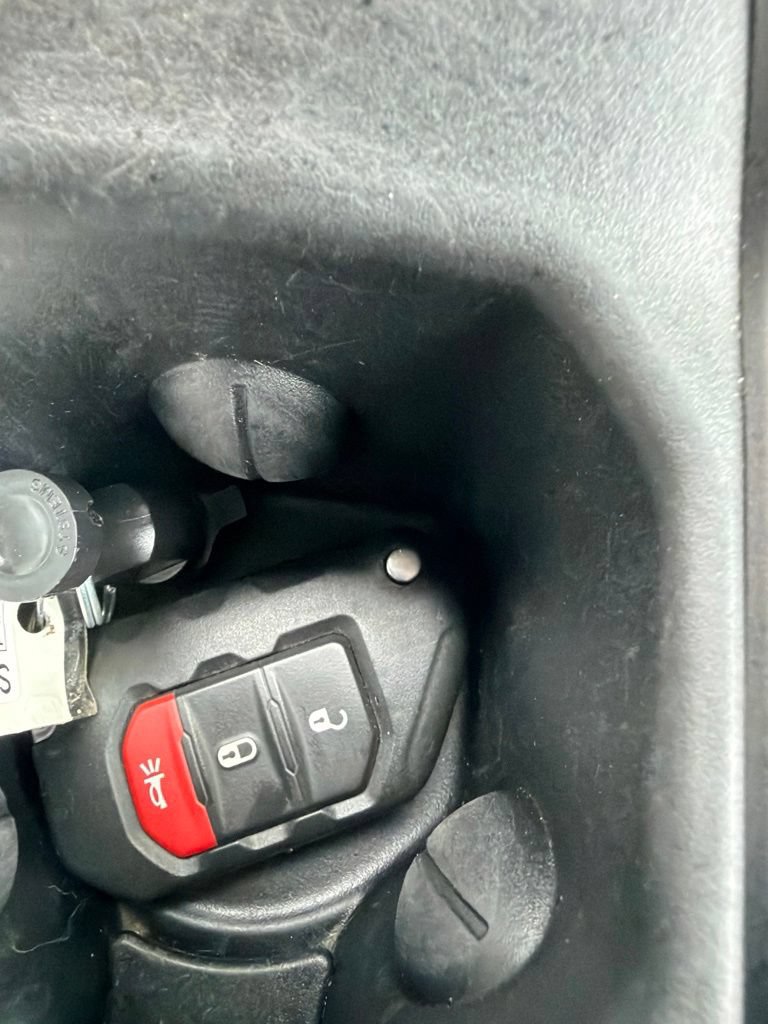 Used 2020 Jeep Wrangler Unlimited Rubicon w/ LED Lighting Group AWD/4WD image 32