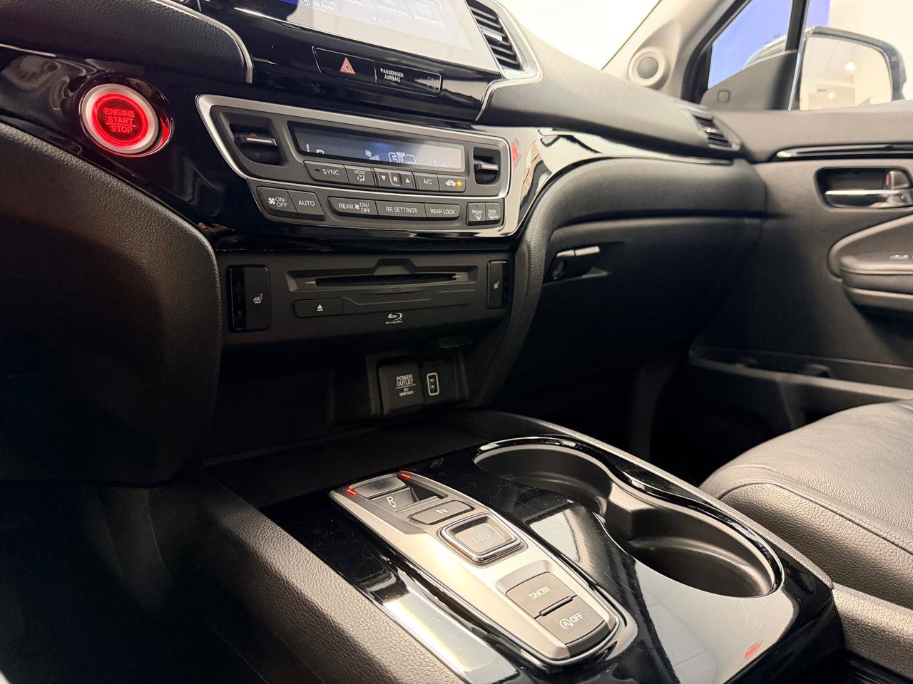 Used 2019 Honda Pilot Touring image 43